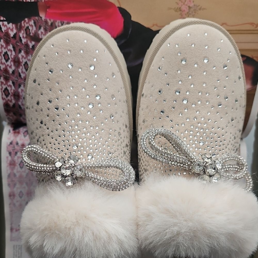 πππβTOP Moda Fur-Lined Platform Slip-Onsπππ - Picture 7 of 16